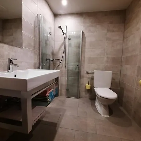 Haus Bergblick Apartamento Spiss