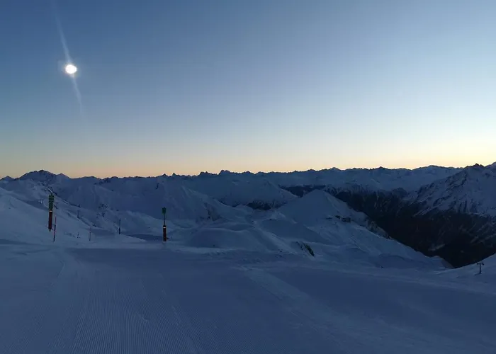 شقة Haus Bergblick سبيس