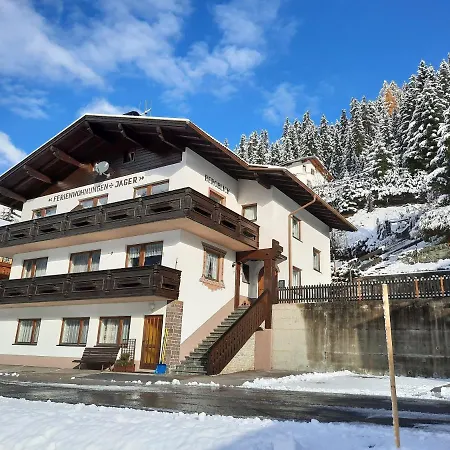 Haus Bergblick Apartman Spiss